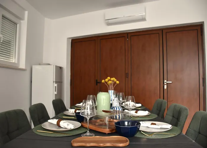 Maksan - Sea View, Jacuzzi & Bbq Garden Vila Pakoštane