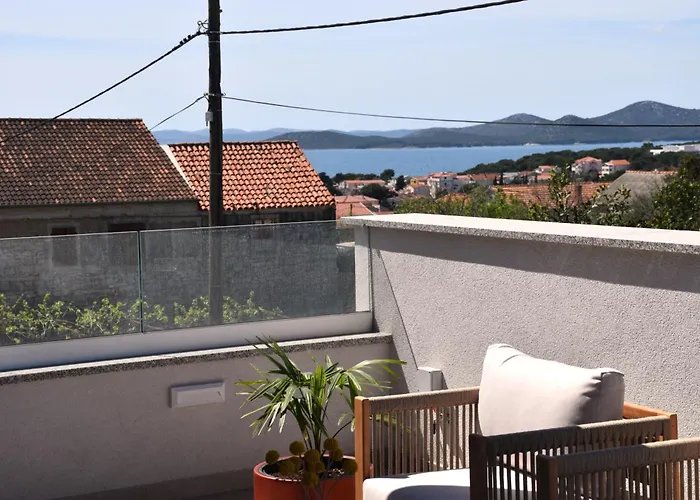 Maksan - Sea View, Jacuzzi & Bbq Garden *