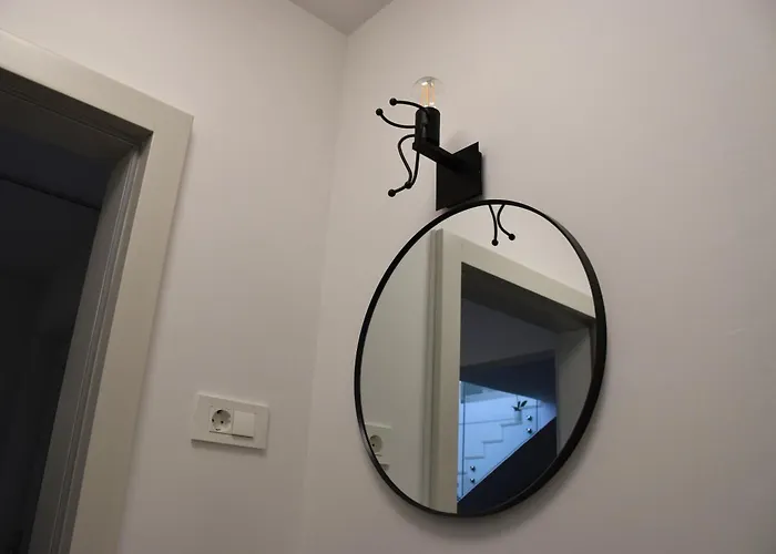 Vila Maksan - Sea View, Jacuzzi & Bbq Garden *