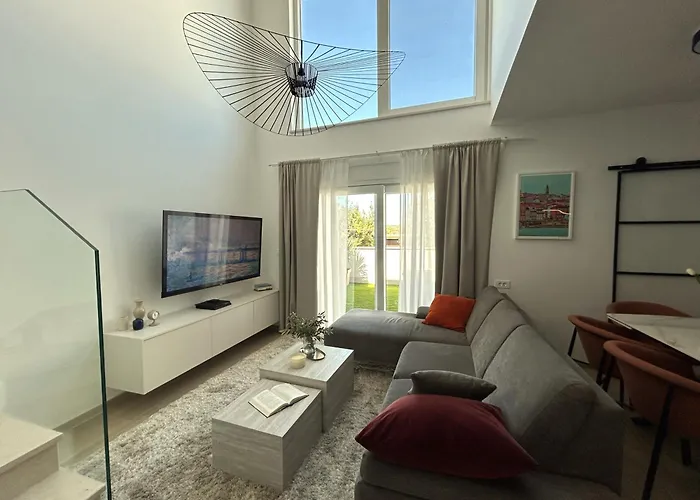 Maksan - Sea View, Jacuzzi & Bbq Garden *