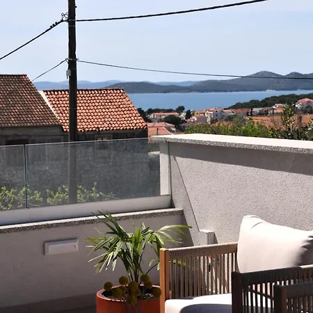 Maksan - Sea View, Jacuzzi & Bbq Garden *