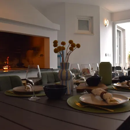 Villa Maksan - Sea View, Jacuzzi & Bbq Garden Pakoštane