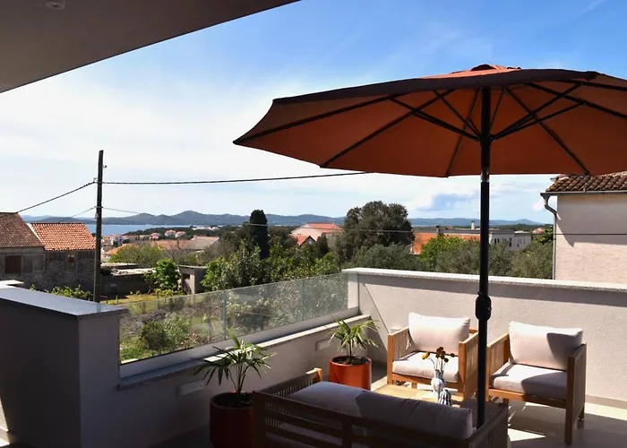 Maksan - Sea View, Jacuzzi & Bbq Garden Вилла *