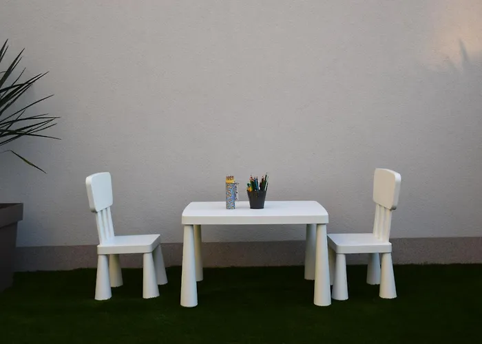 Maksan - Sea View, Jacuzzi & Bbq Garden Пакоштане