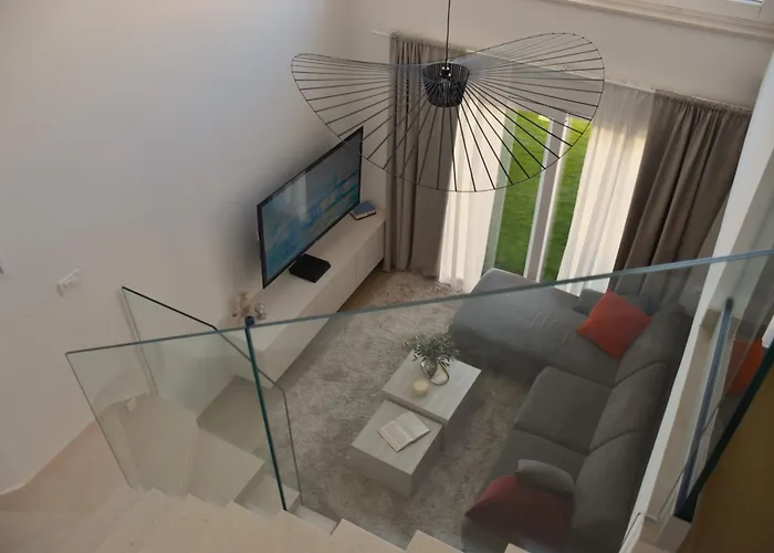 Maksan - Sea View, Jacuzzi & Bbq Garden Вилла Пакоштане
